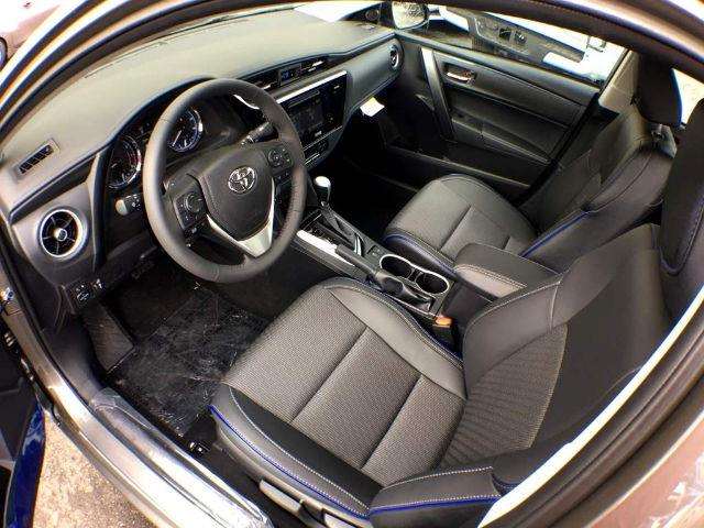 2017 Toyota Corolla SE 4dr Sedan CVT